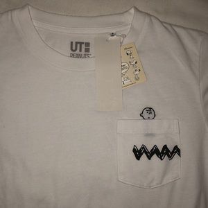 White peanuts Uniqlo shirt